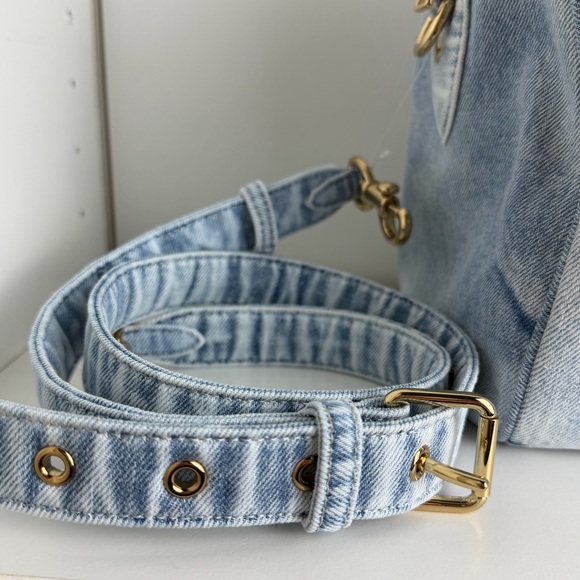 NWT Coach Rowan Large Satchel Bag In Loved Denim With Charms - Picture 13 of 16